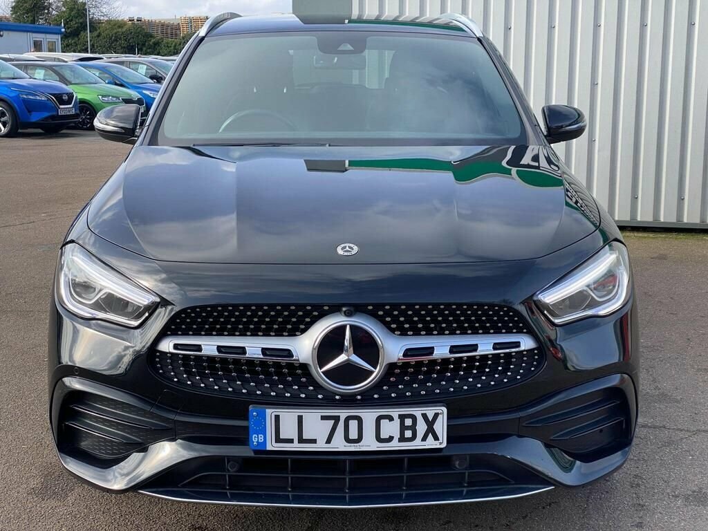 Mercedes-Benz GLA Class 2020 1.3 Gla250e 15.6Kwh Exclusive Edition Suv Black #2