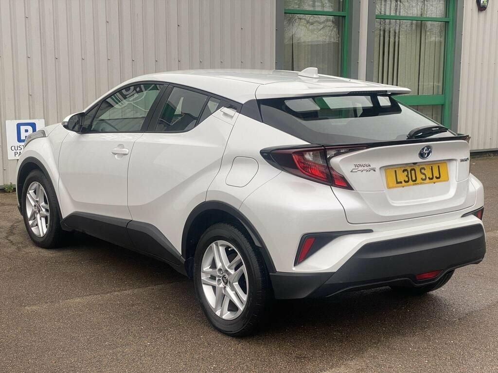 Toyota C-Hr 2023 1.8 Vvt-h Gpf Icon Suv Hybrid Cvt YO72UWG White #6