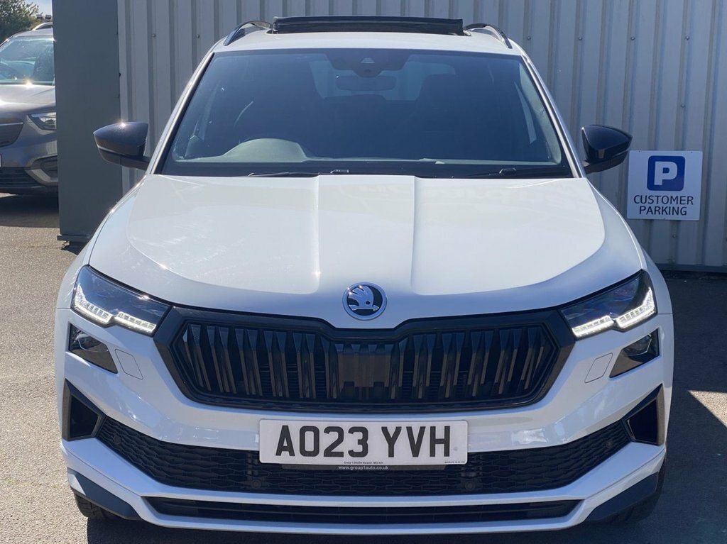 Skoda Karoq 2023 2.0 Tsi Sportline Suv Dsg 4Wd Euro AO23YVH White #2
