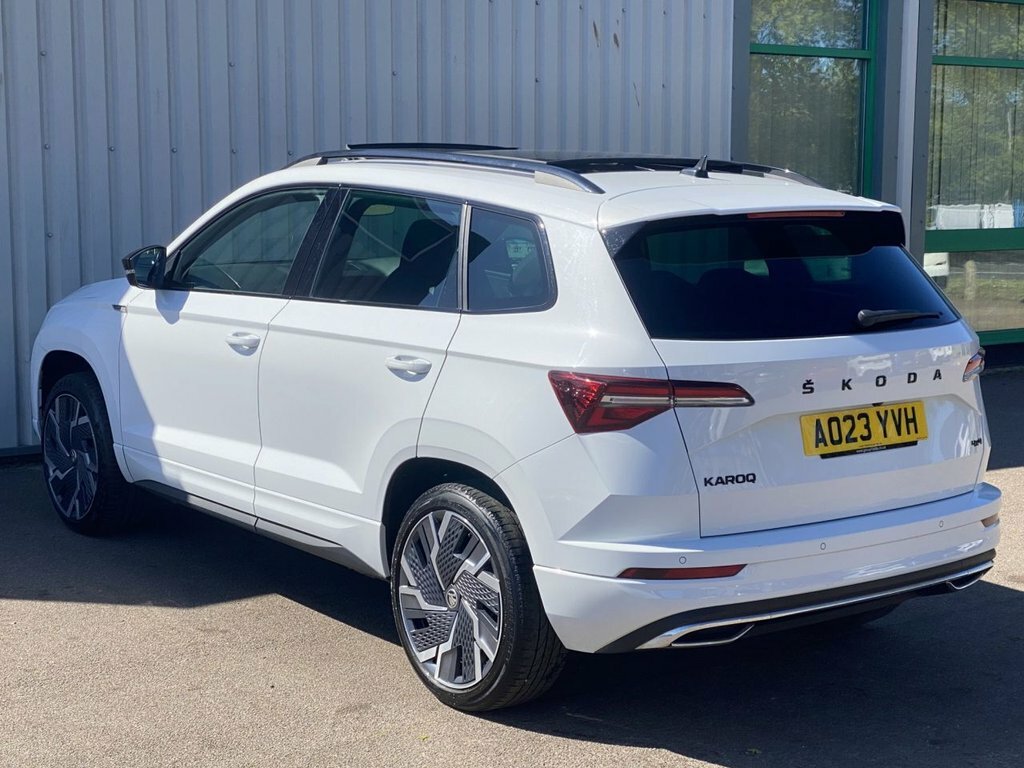 Skoda Karoq 2023 2.0 Tsi Sportline Suv Dsg 4Wd Euro AO23YVH White #6