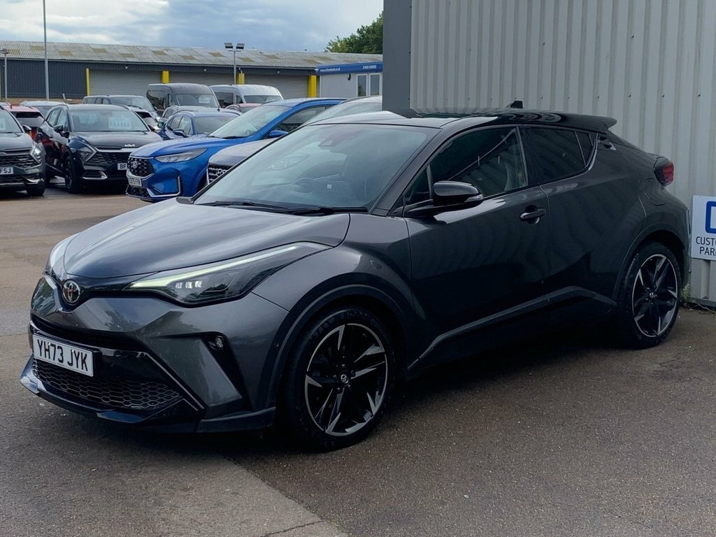 Toyota C-Hr 2023 2.0 Vvt-h Gr Sport Suv Hybrid Cvt YH73JYK Grey #3