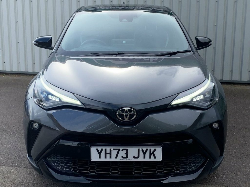 Toyota C-Hr 2023 2.0 Vvt-h Gr Sport Suv Hybrid Cvt YH73JYK Grey #2