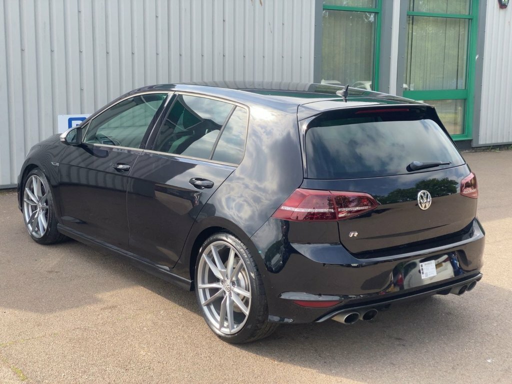 Volkswagen Golf 2015 2.0 Tsi Bluemotion Tech R Hatchback Petro Black #5