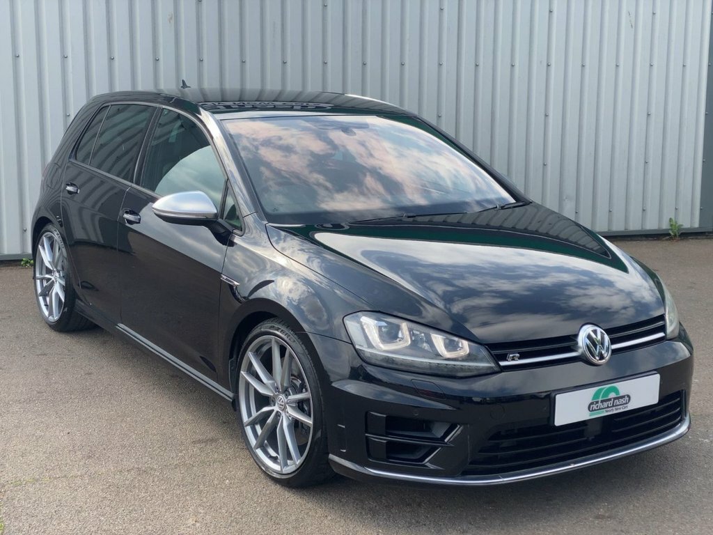 Volkswagen Golf 2015 2.0 Tsi Bluemotion Tech R Hatchback Petro Black #4