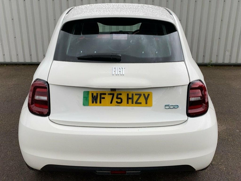 Fiat 500E 2025 42Kwh Red Hatchback 118 Ps White #6