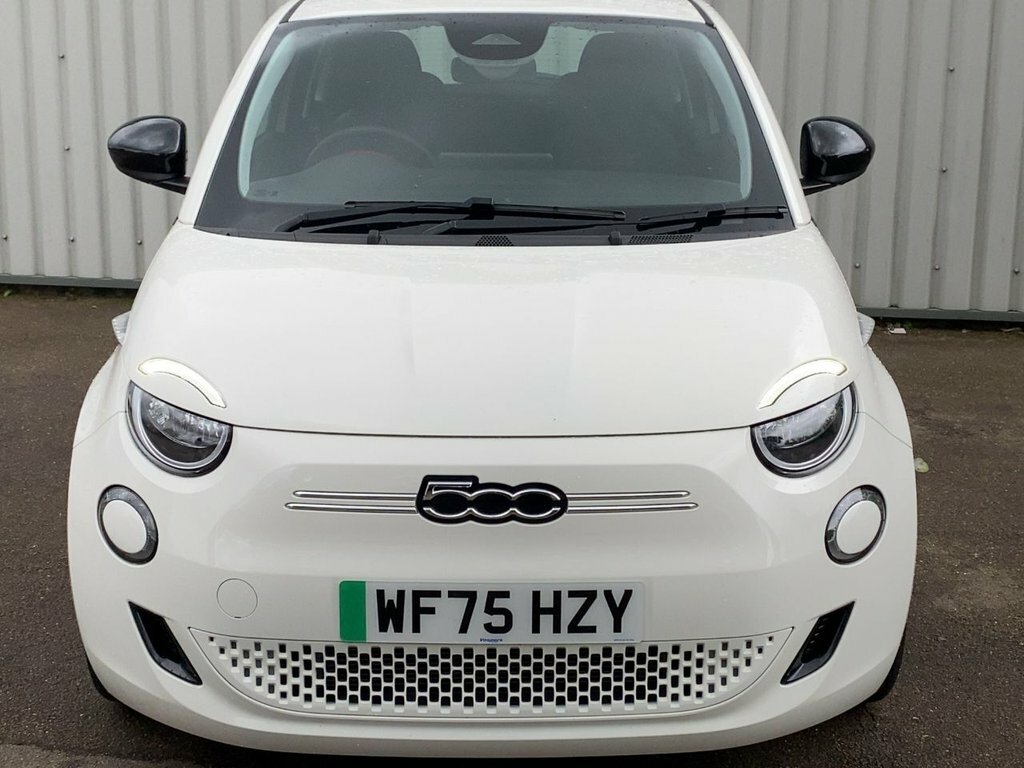 Fiat 500E 2025 42Kwh Red Hatchback 118 Ps White #2
