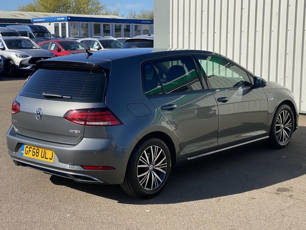 Volkswagen Golf 2018 1.5 Tsi Evo Se Nav Hatchback Dsg E GF68ULJ Grey #4