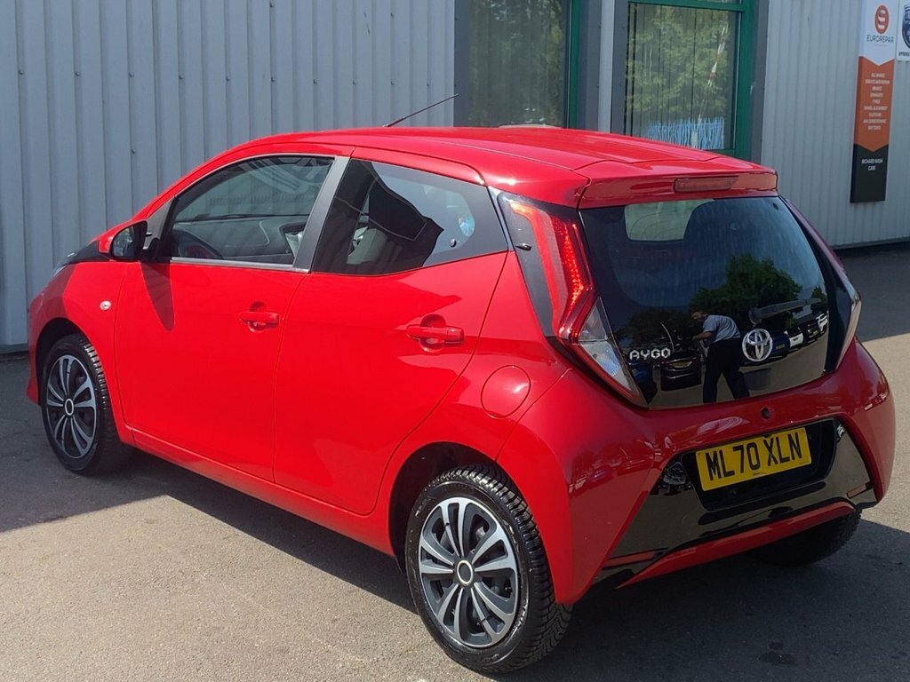 Toyota Aygo 2020 1.0 Vvt-i X-play Hatchback X-shift ML70XLN Red #5