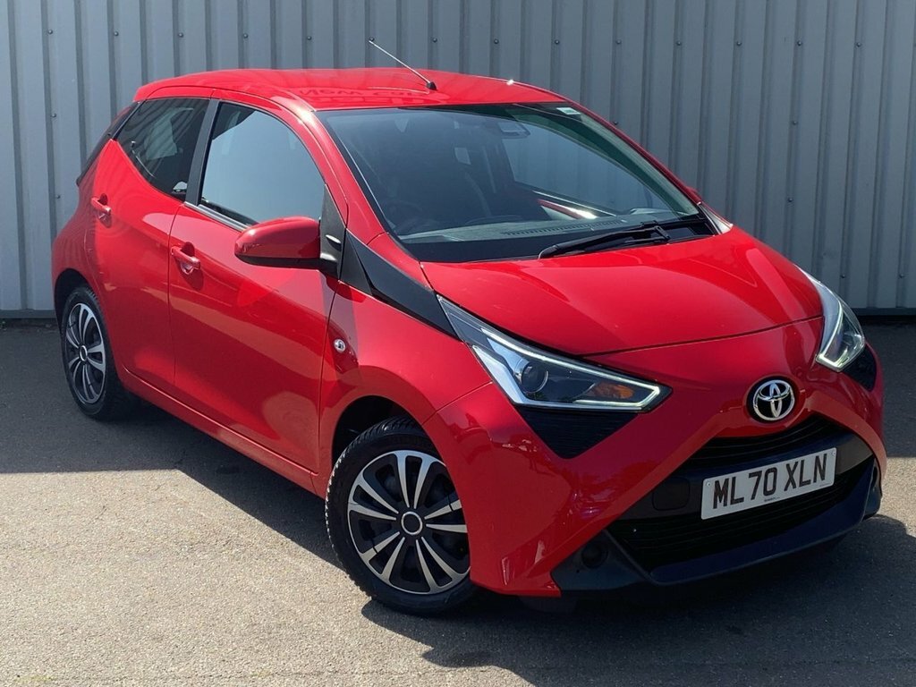 Toyota Aygo 2020 1.0 Vvt-i X-play Hatchback X-shift Red