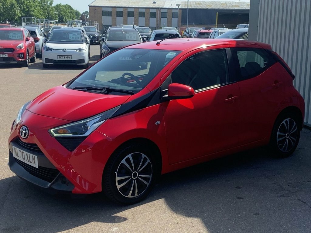 Toyota Aygo 2020 1.0 Vvt-i X-play Hatchback X-shift ML70XLN Red #3