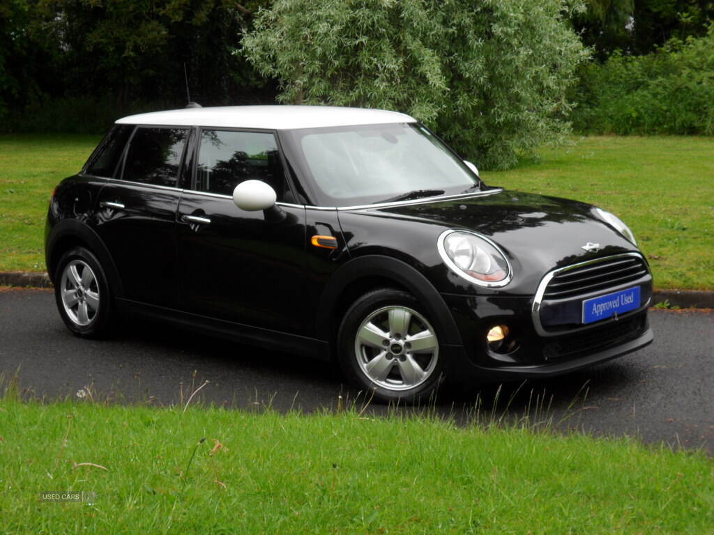 Mini Hatch 1.5 Cooper D YK16MVN Black #4