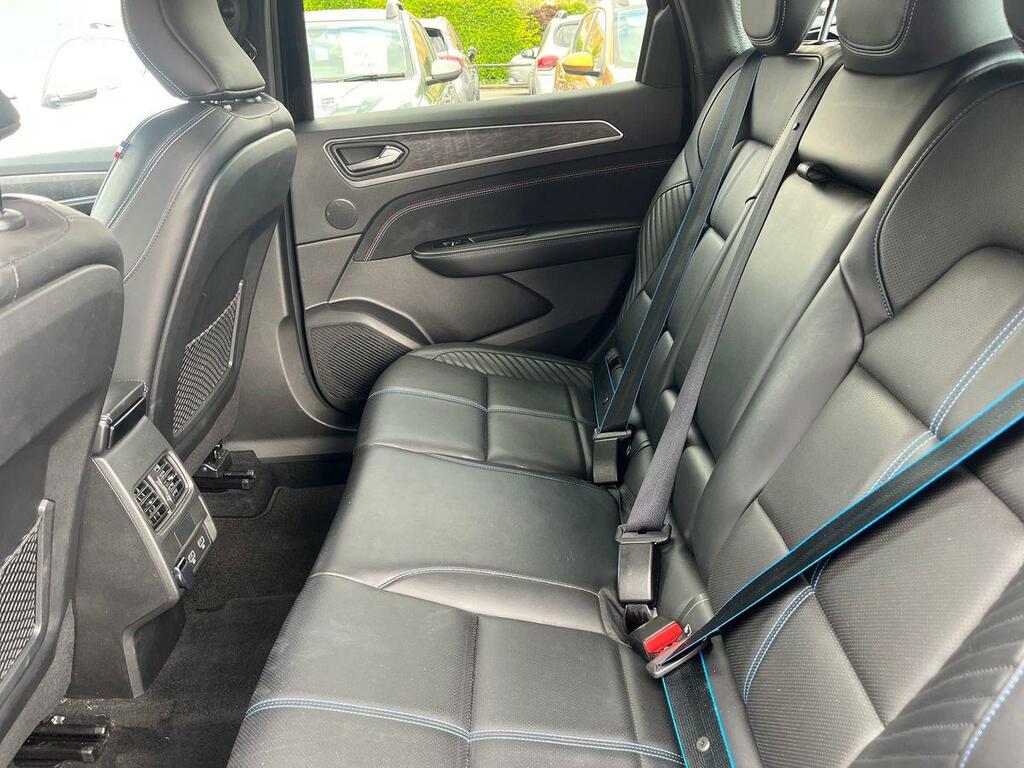 Renault Arkana Renault Arkana 1.6 E-tech Fhev 145 Techno Blue #17
