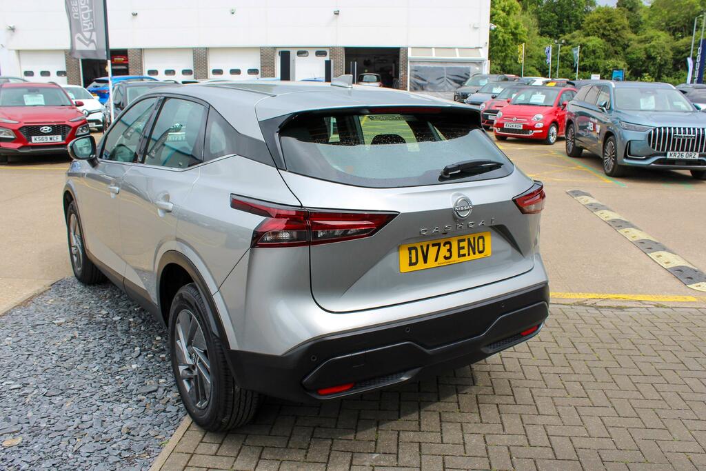Nissan Qashqai 1.3 Dig-t Mhev Acenta Premium Suv Hybri DV73ENO Silver #6