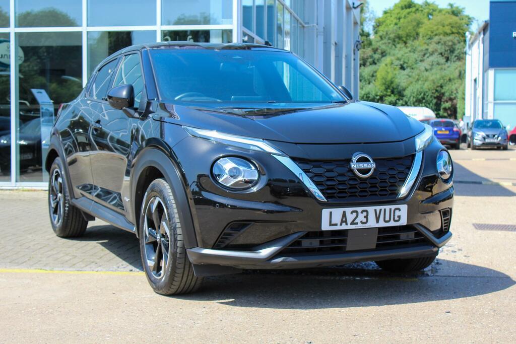 Nissan Juke 1.6 N-connecta Suv Hybrid Euro 6 Black