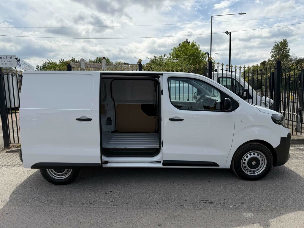 Vauxhall Vivaro Prime M Panel Van 6Dr Swb Euro 6 Ss  #6