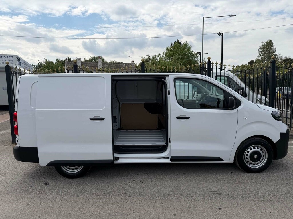 Vauxhall Vivaro 75Kwh Prime XL Panel Van Lw  #6
