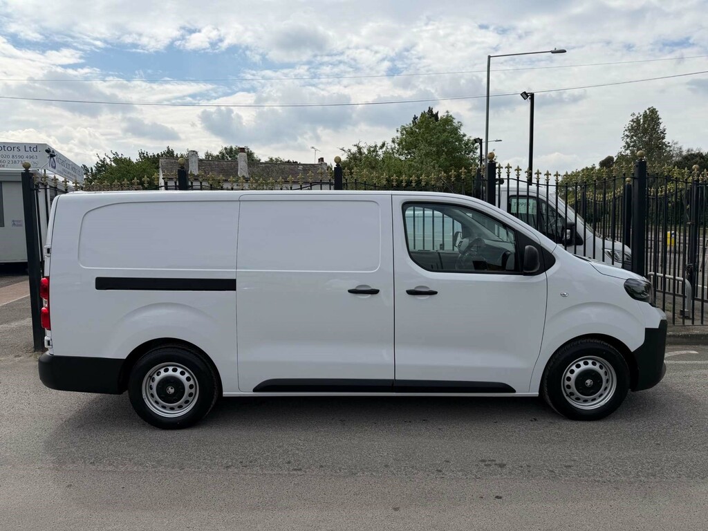 Vauxhall Vivaro 75Kwh Prime XL Panel Van Lw  #5