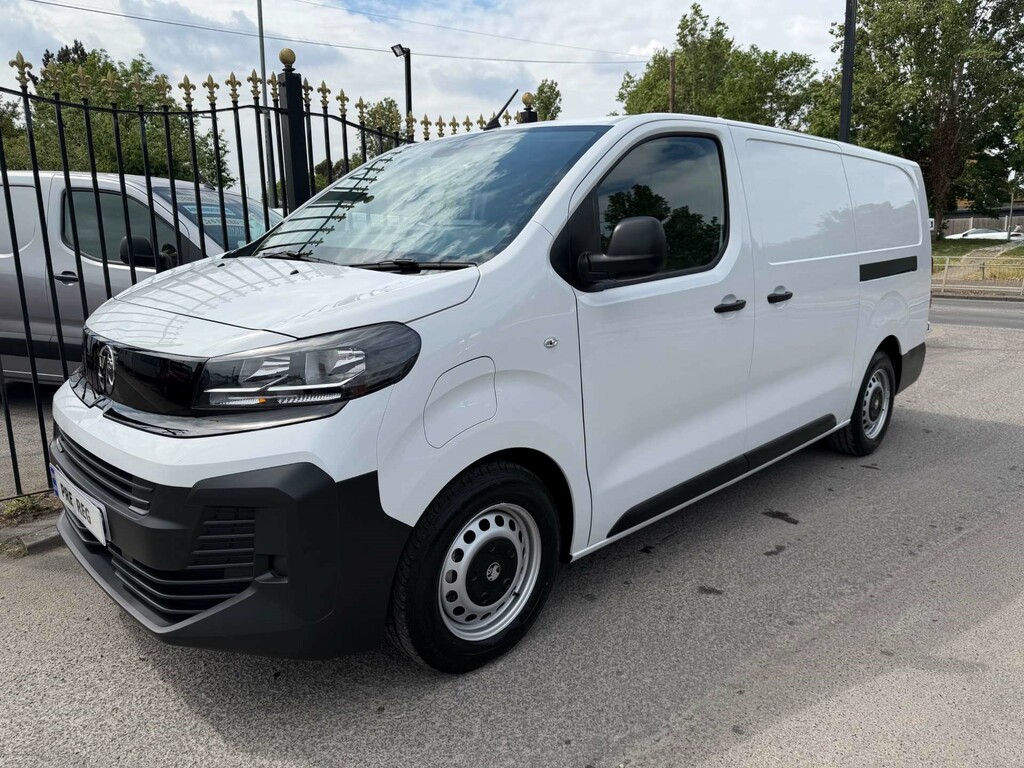 Vauxhall Vivaro 75Kwh Prime XL Panel Van Lw 