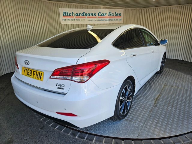 Hyundai I40 1.6 Crdi Se Nav Saloon Euro 6 S White #3
