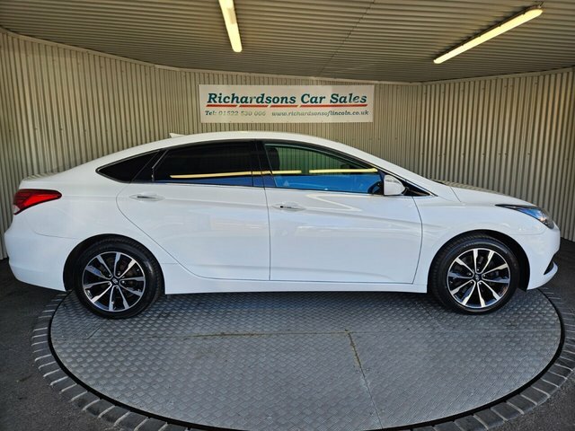 Hyundai I40 1.6 Crdi Se Nav Saloon Euro 6 S White #2