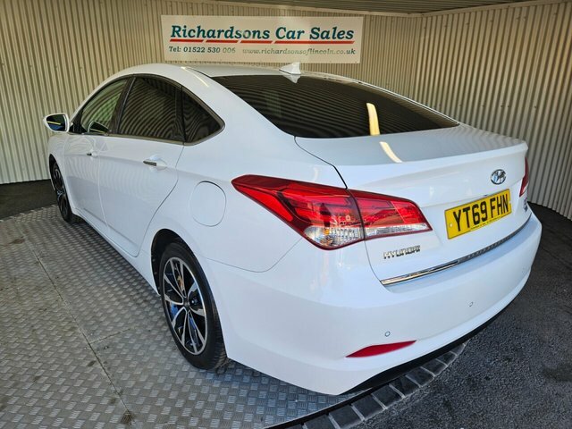 Hyundai I40 1.6 Crdi Se Nav Saloon Euro 6 S White #6