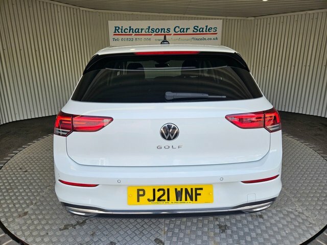 Volkswagen Golf 2.0 Tdi Style Hatchback Dsg Euro 6 S S PJ21WNF White #4