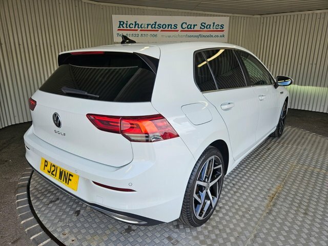 Volkswagen Golf 2.0 Tdi Style Hatchback Dsg Euro 6 S S PJ21WNF White #3