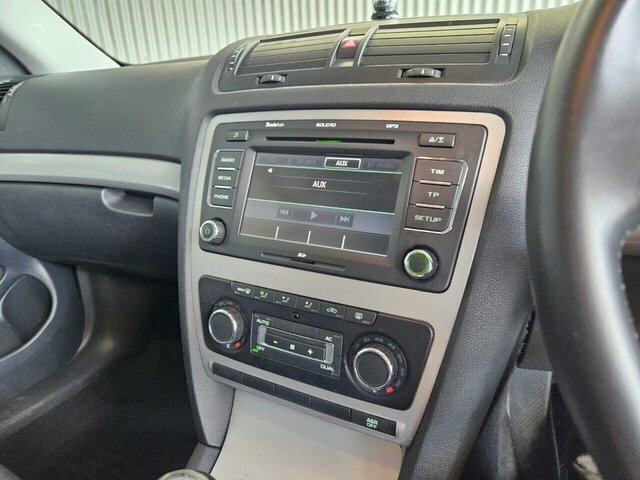 Skoda Octavia Hatchback Grey #11