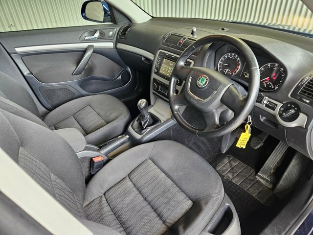 Skoda Octavia Hatchback Grey #12