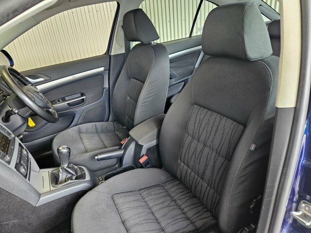 Skoda Octavia Hatchback Grey #26