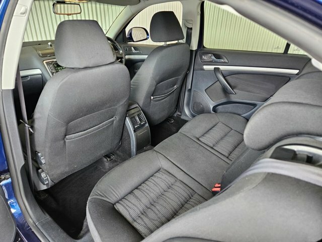Skoda Octavia Hatchback Grey #20