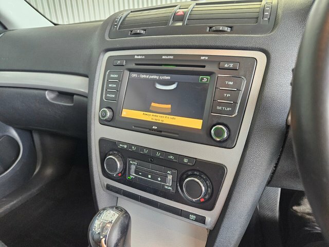 Skoda Octavia Hatchback Grey #9