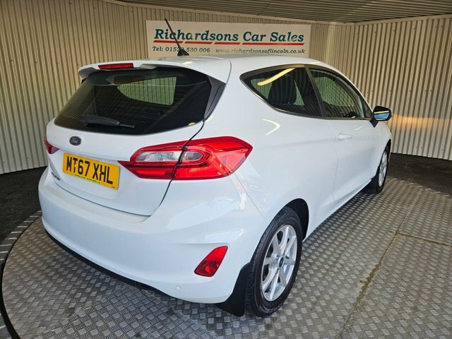 Ford Fiesta 1.1 Ti-vct Zetec Hatchback Euro MT67XHL White #3
