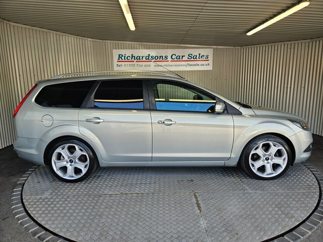 Ford Focus 2.0 Tdci Titanium Estate 147 G Silver #2