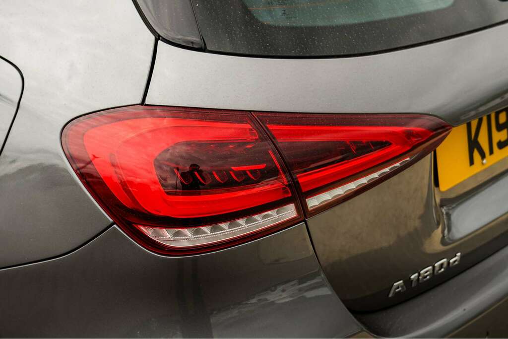Mercedes-Benz A Class Mercedes-benz A-class 1.5 A 180 Sport Exeutive D A LY19NYX Grey #6