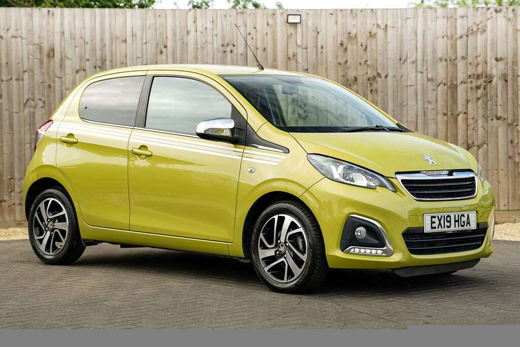 Peugeot 108 Peugeot 108 1.0 Collection Hatchback Ma Green
