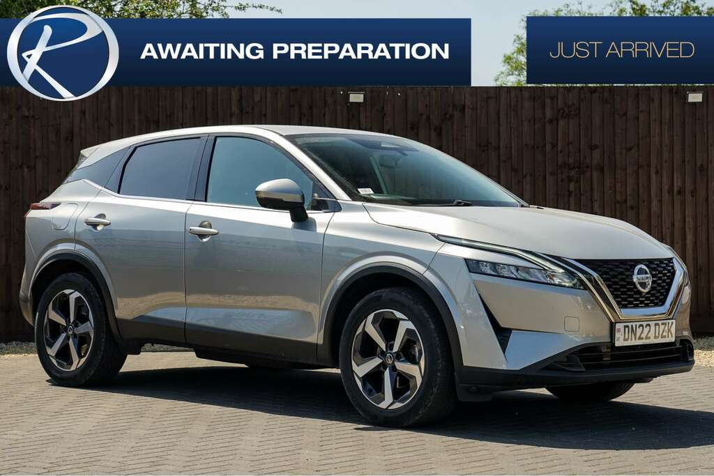 Nissan Qashqai Nissan Qashqai 1.3 Dig-t Mhev N-connecta Suv P Silver