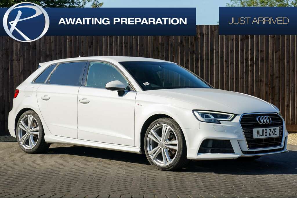 Audi A3 Audi A3 1.5 Tfsi Cod S Line Sportback M White