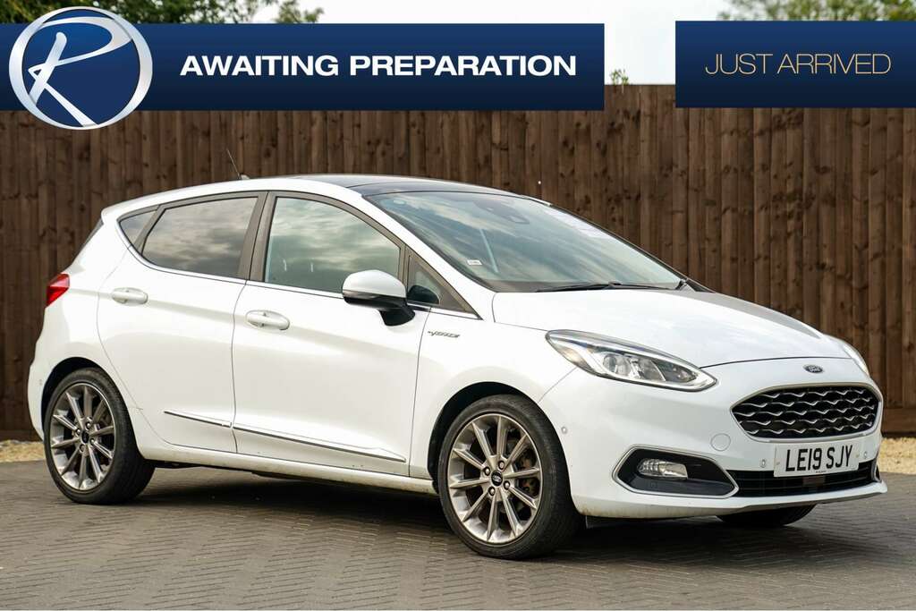 Ford Fiesta Ford Fiesta 1.0T Ecoboost Gpf Vignale Hatchback White