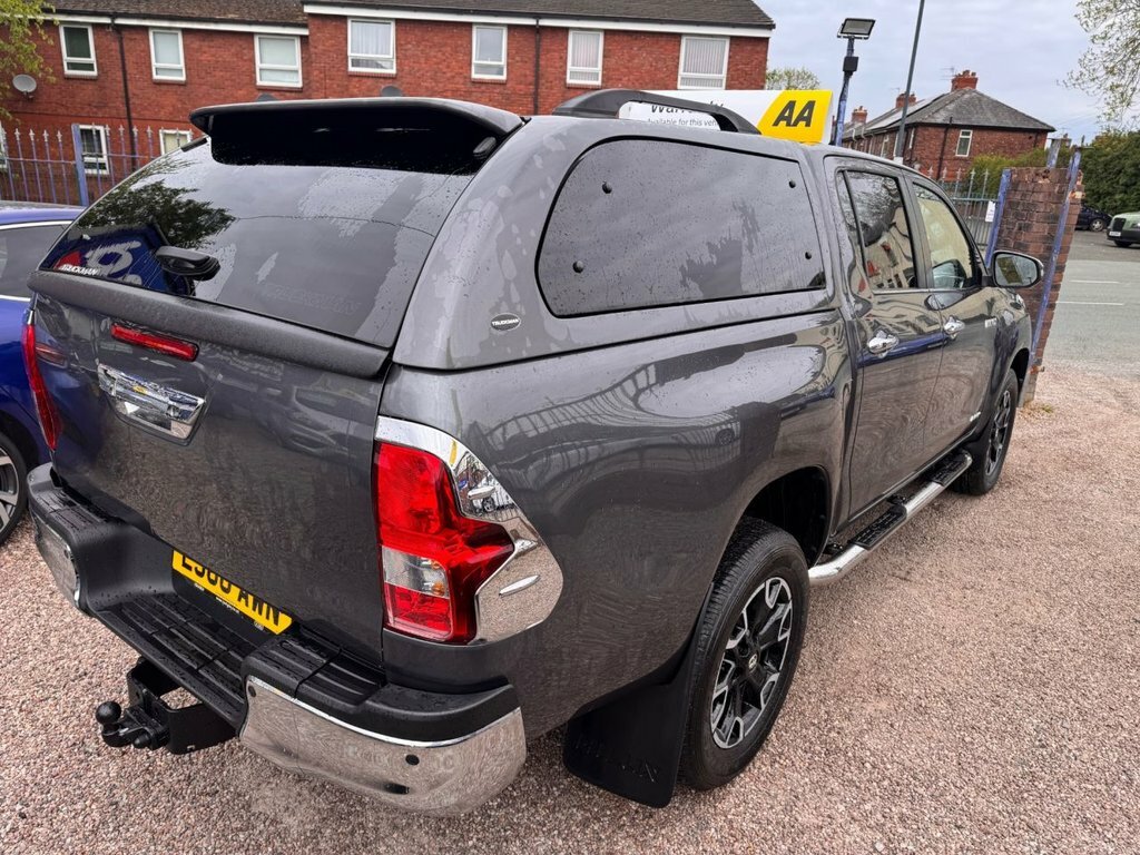 Toyota HILUX 2.4L Invincible X EJ66AWN Grey #3