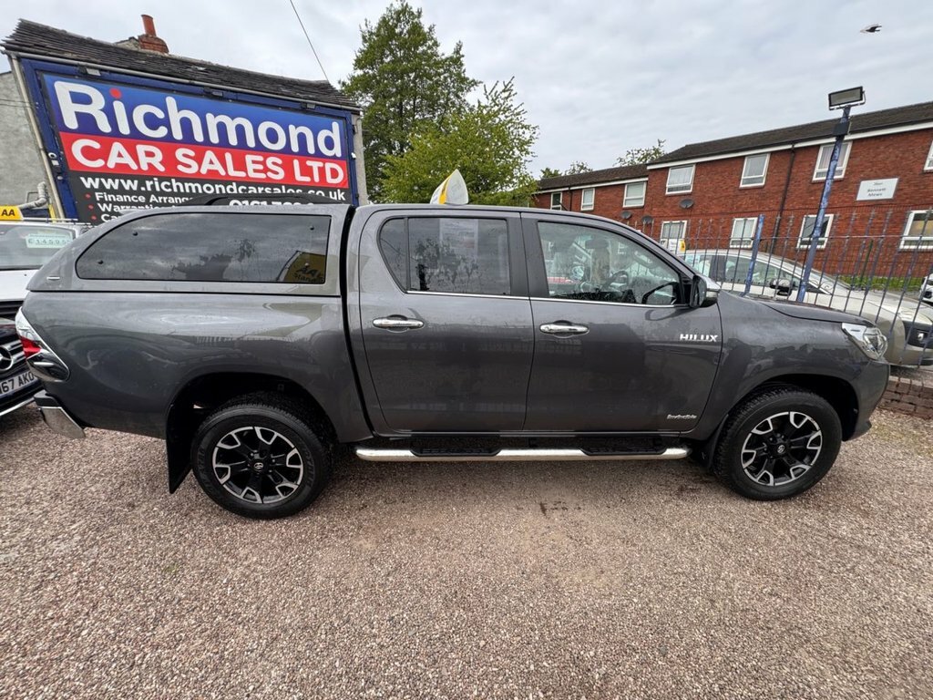 Toyota HILUX 2.4L Invincible X EJ66AWN Grey #4