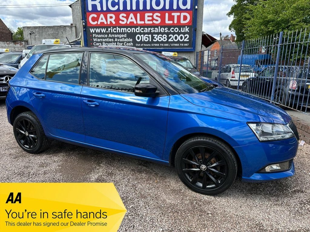 Skoda Fabia 1L Colour Edition Blue