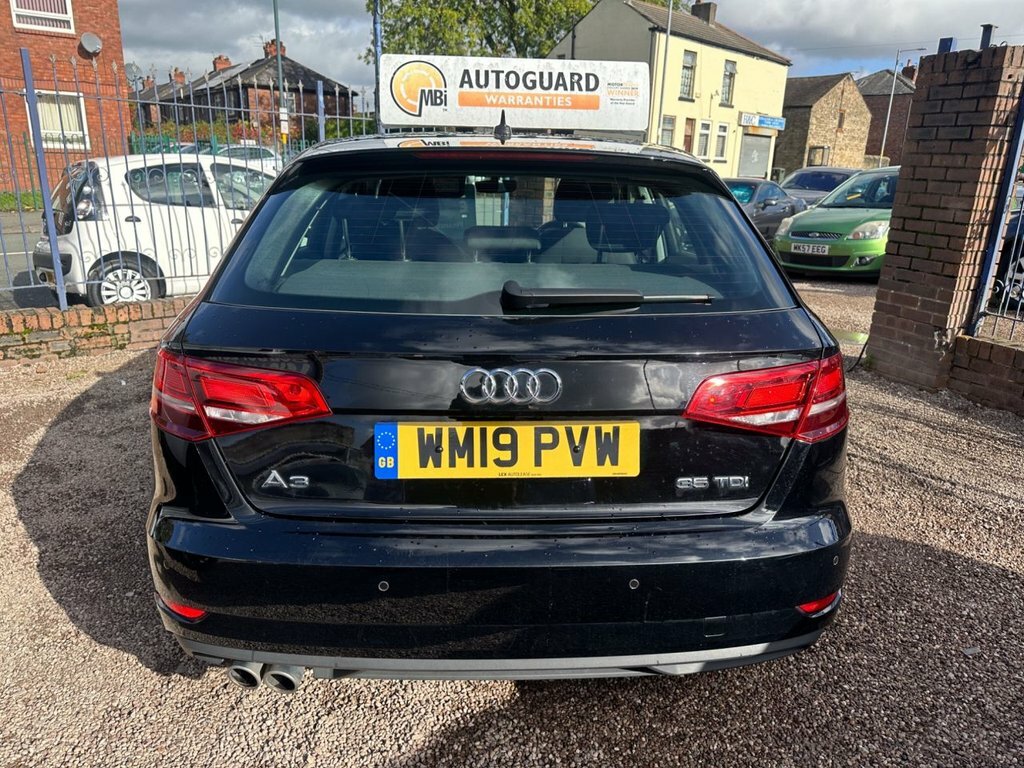 Audi A3 2L Sportback Tdi Se Technik WM19PVW Black #4