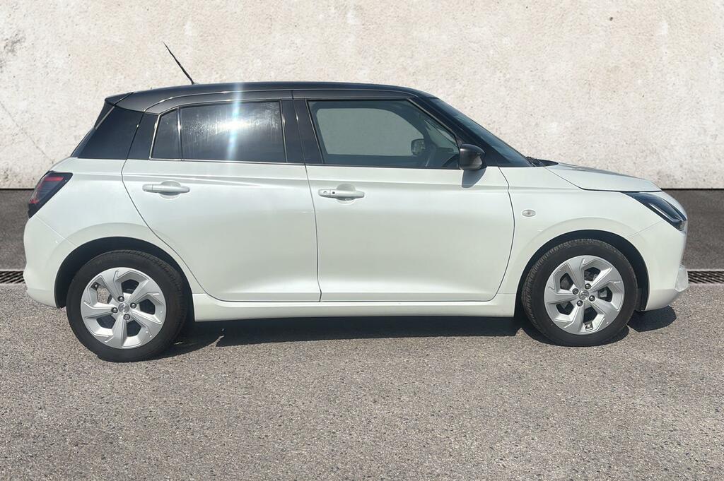 Suzuki Swift 1.2 Mhev Motion Hatchback Hybrid HT25TKK White #4