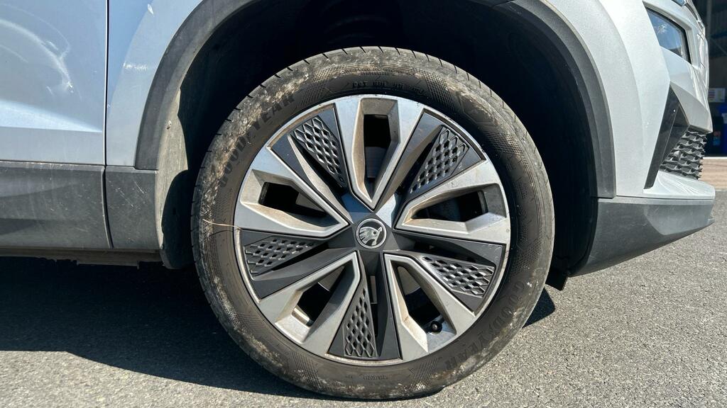 Skoda Karoq 1.5 Tsi Act Se L Suv Euro 6 Ss LV23UPB Silver #5