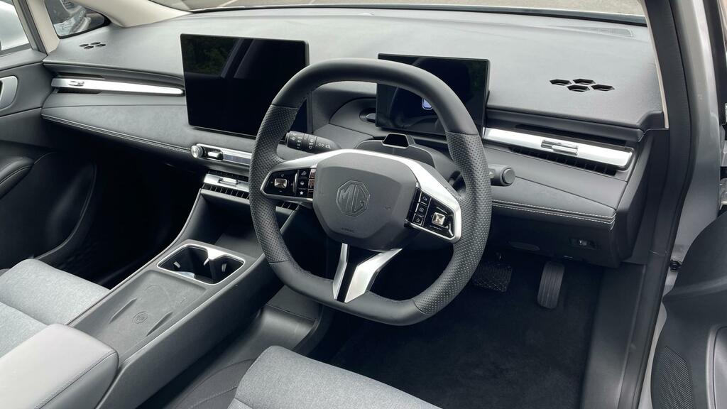 MG MG4 Premium - Long Range 53.9Kwh HS75ABO Silver #6