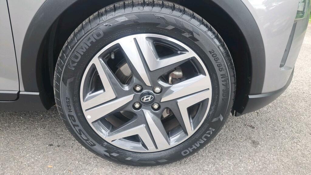 Hyundai Bayon 1.0 T-gdi Mhev Premium Suv Hybrid Manua AVZ4468 Brown #5