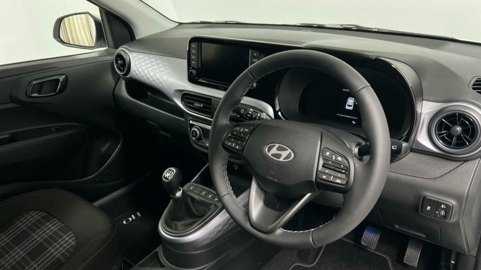 Hyundai I10 1.0 Advance Hatchback Euro 6 S HK26OUX White #6