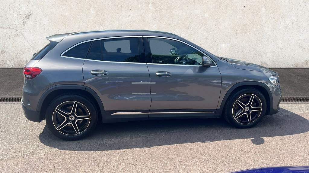 Mercedes-Benz GLA Class 2.0 Gla220d Amg Line Premium Suv 8G-d Grey #4