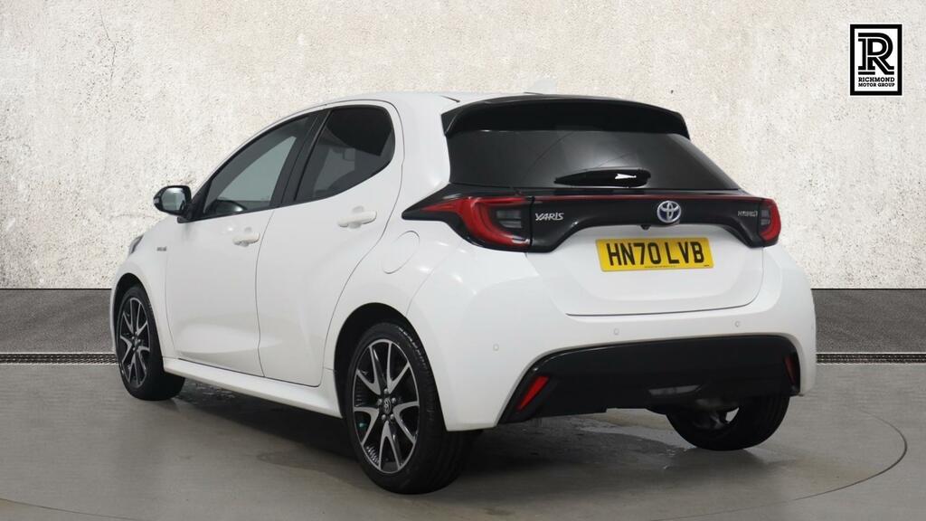 Toyota Yaris 1.5 Vvt-h Dynamic Hatchback Hybrid E-cv HN70LVB White #3
